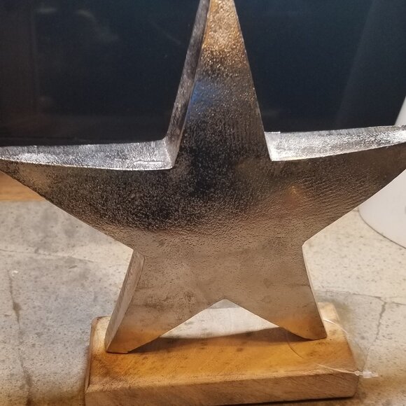 Star Table Accent.. Many Uses !!! Awards Decoration ..Solid wood base NIB - Picture 2 of 11